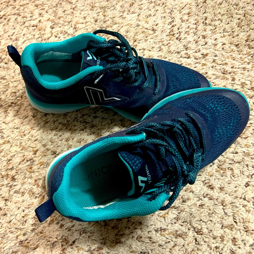 Womens VIONIC worn twice navy and turquoise orthopedic athletic shoes